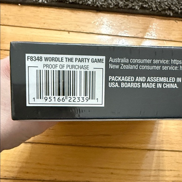 Hasbro Wordle The Party Game - Green and Gray Brand New - Picture 3 of 3